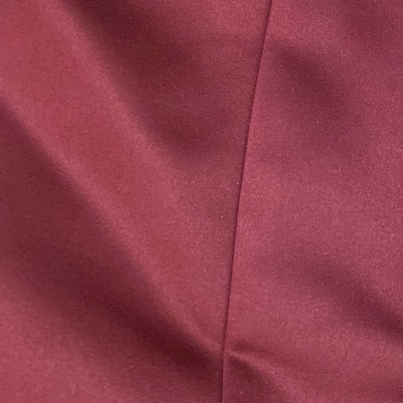 Maroon satin knee length dress - Picture 5 of 10